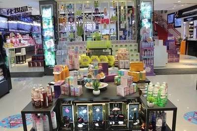 图说|1家漂亮的化妆品店怎样日销超2万 快收藏了再看!